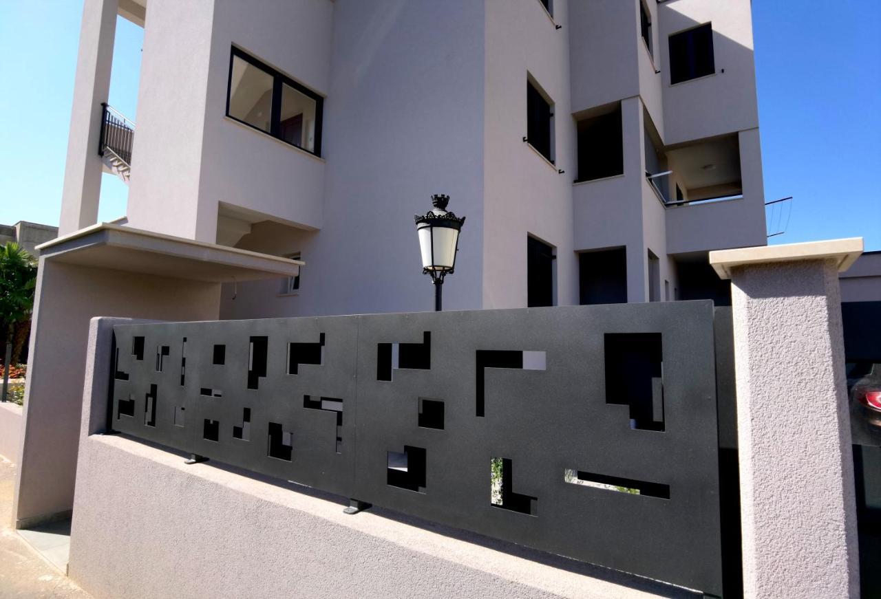 Apartment In The Very Heart Of - 50m To The